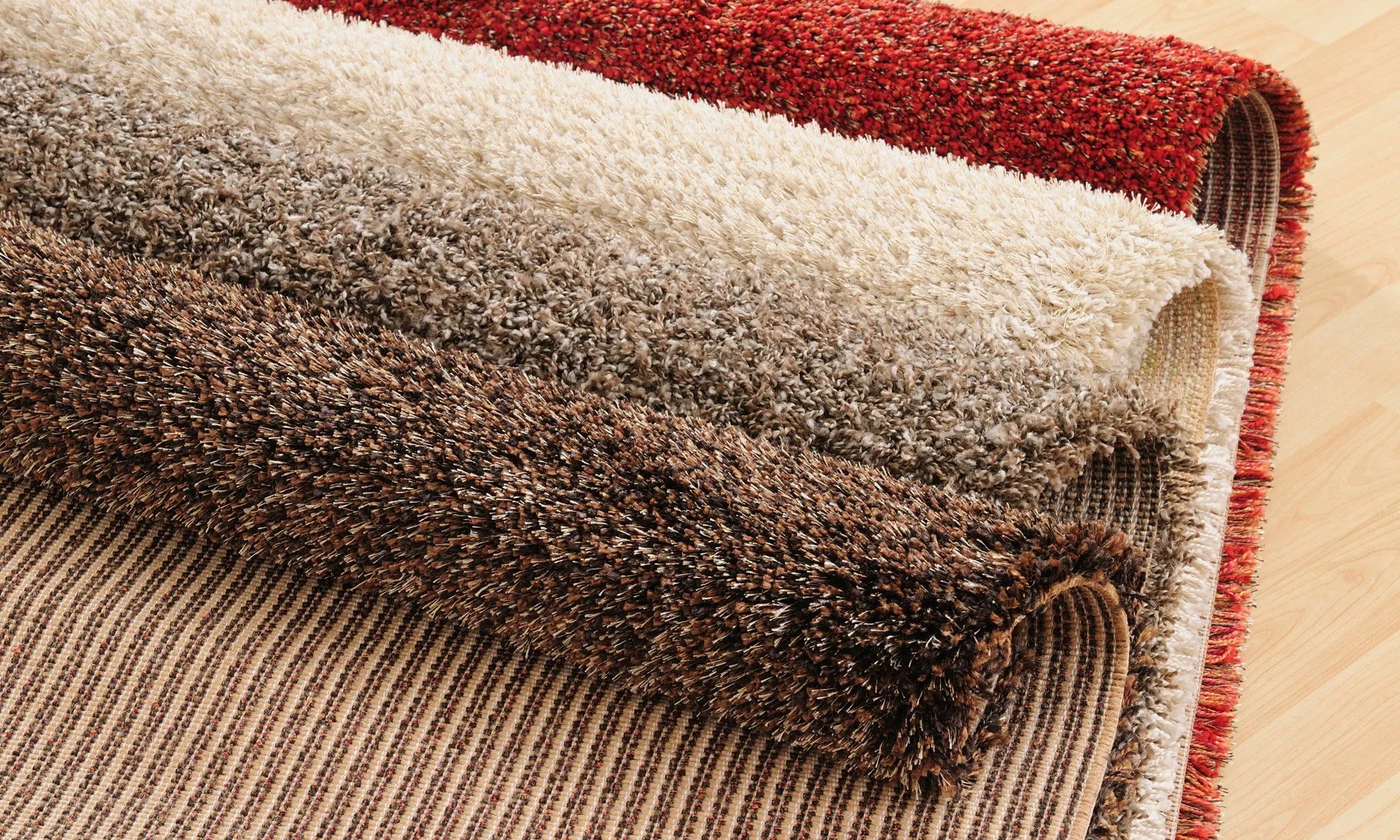 Cara Mencuci Karpet Bulu