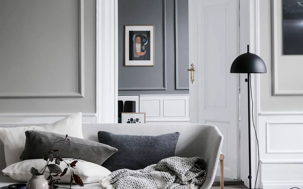 kombinasi warna cat rumah abu-abu muda