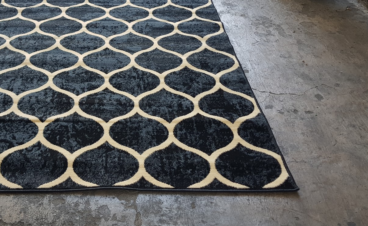 perbedaan Permadani vs Karpet