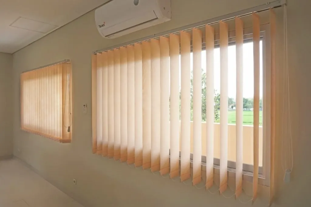 roller blinds solar screen